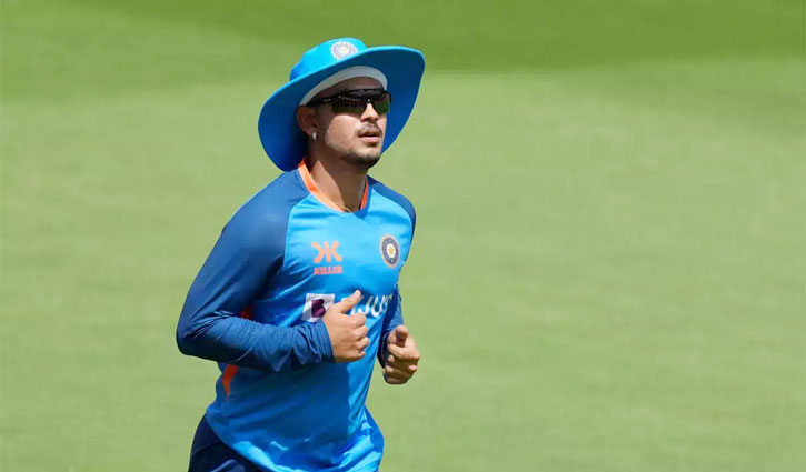 Former coach Ravi Shastri defends Ishan Kishan and Shreyas Iyer after being thrown out of BCCI contract