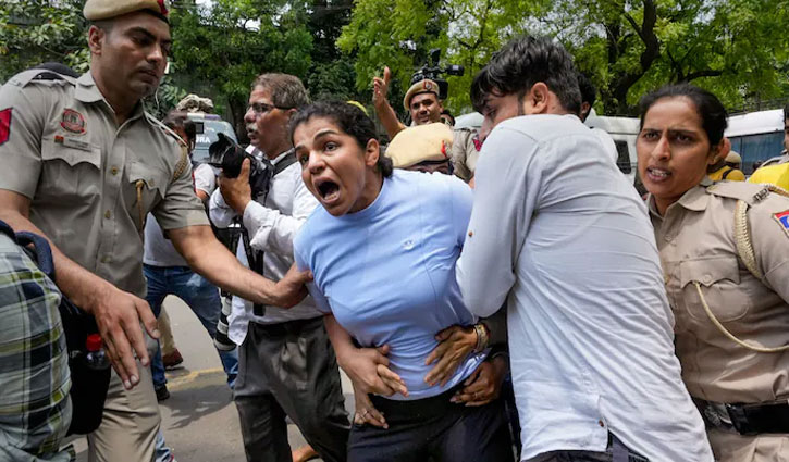 After police action, Sakshi Malik said, 'Protest is not over yet, will return to Jantar Mantar'