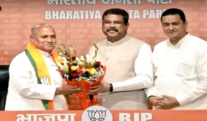 RCP Singh, former veteran of JDU and very close to Nitish Kumar, joins Bharatiya Janata Party