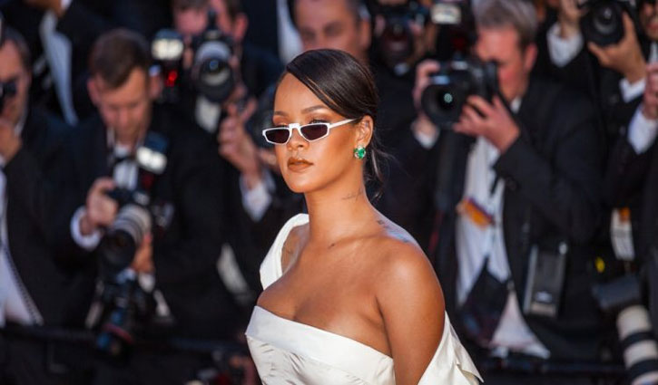 Rihanna steps down as CEO of lingerie brand due to pregnancy