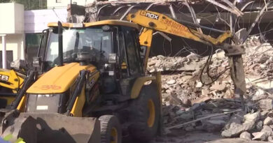 Tombs, temples were demolished in Delhi to widen the road