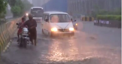 Heavy rains in Delhi, Noida, Meteorological Department issues 'yellow' alert