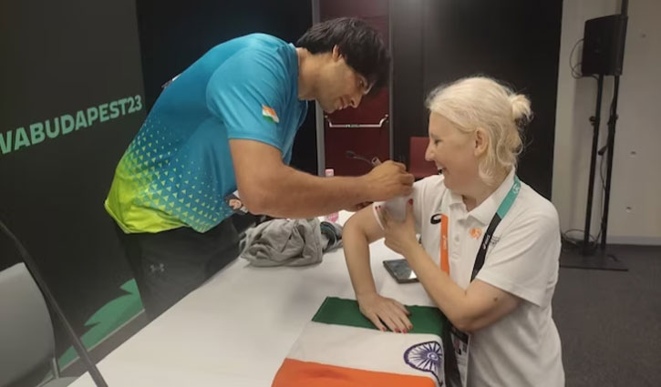 'Can't sign the flag of India': Neeraj Chopra's gesture won hearts of Indians