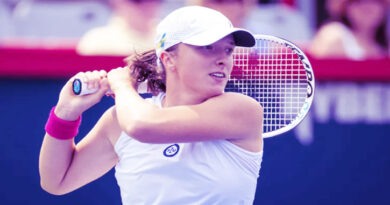 Canadian Open: Iga Swiatek defeats Karolina Pliskova in hard-fought third round