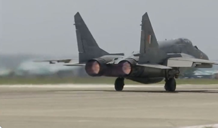 Important step of Indian Air Force, MiG-29 fighter jets deployed in Srinagar to monitor China-Pakistan border