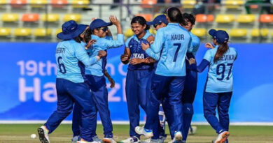 Historic first gold medal in Asian Games cricket: Women's cricket team hoisted the tricolor in China after the victory.