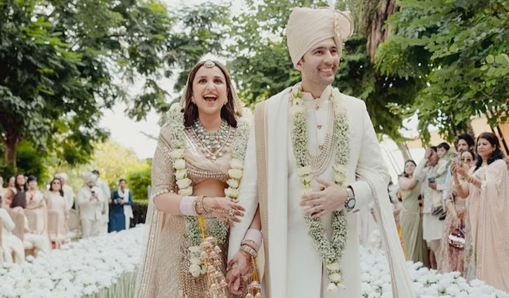 Parineeti Chopra, Raghav Chadha make their marriage Insta-official, post first picture