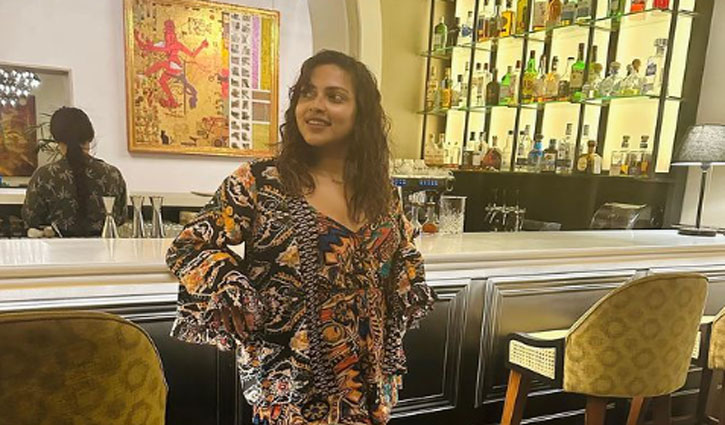Amala Paul got engaged to Jagat Desai on her birthday, shared video