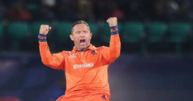 Roelof van der Merwe: Former South African all-rounder who played a key role in Netherlands' victory