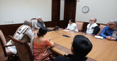West Bengal CM Mamata meets PM Modi, demands release of money for the state