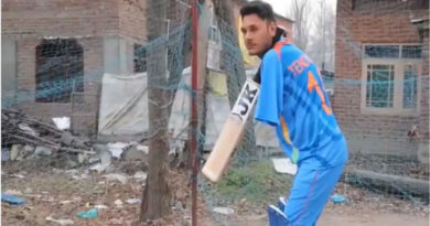 Jammu and Kashmir para cricketer Aamir Hussain Lone gets financial assistance from Adani Foundation