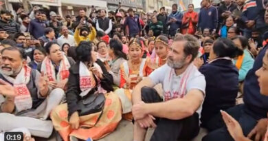 Rahul Gandhi's protest after being denied entry into Assam's Nagaon temple, sang Ram Bhajan with supporters
