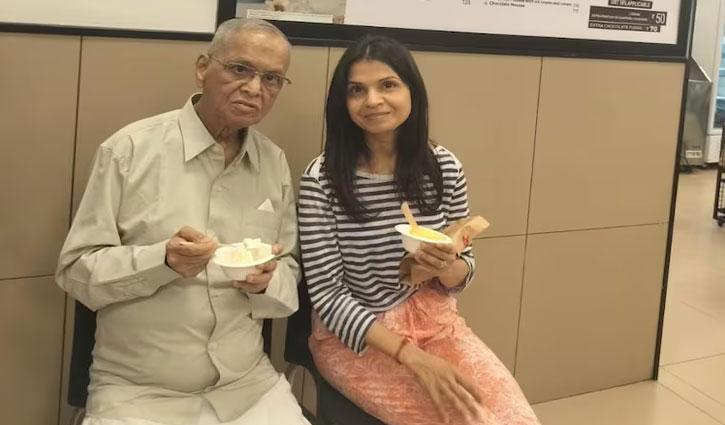 Picture of Narayana Murthy enjoying ice cream with daughter Akshata in Bengaluru goes viral
