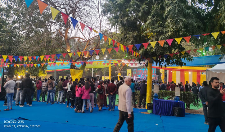 Traditional handicrafts flourish in Shahpur Jat Winter Festival held in Delhi