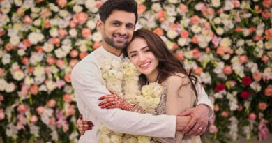 Shoaib Malik and Sana Javed shared intimate honeymoon pictures, netizens trolled them badly