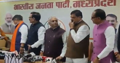 Former Union Minister and Congress leader Suresh Pachauri joins BJP