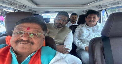 Who is Akshay Kanti Bam, the Congress candidate who withdrew his name from Indore Lok Sabha constituency, how many cases are there against him; Know all the details