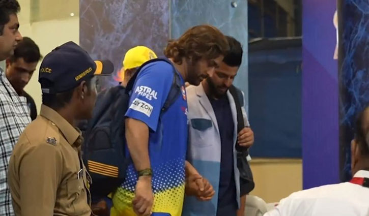 IPL 2024: Limping MS Dhoni gets support from Suresh Raina, video goes viral