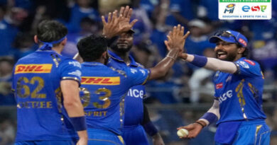 Mumbai Indians team is divided, not playing together: Michael Clarke