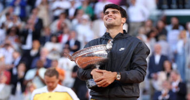 Carlos Alcaraz defeated Alexander Zverev in a thrilling match to win the French Open trophy