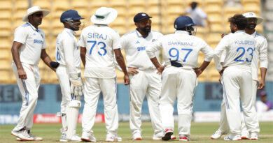 Top 3 batsmen lack confidence against spin: Sanjay Manjrekar