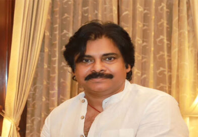 विजय के राजनीतिक उदय से तुलना पर पवन कल्याण बोले, ‘आंध्र प्रदेश और तमिलनाडु के हालात अलग-अलग हैं’ When asked to compare his political rise with that of Vijay, Pawan Kalyan remarked, "The situations in Andhra Pradesh and Tamil Nadu are different."