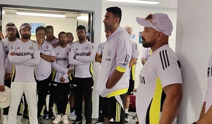 Ashwin gave an emotional farewell speech in the Indian dressing room