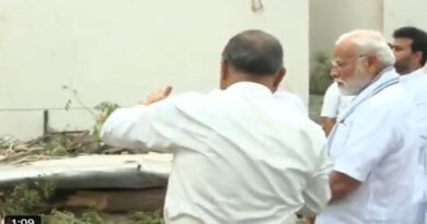 Prime Minister Narendra Modi met the injured of the Air India plane crash at Ahmedabad Civil Hospital