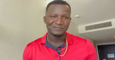 ICC punishes West indies coach Darren Sammy for criticising umpire Adrian Holdstock