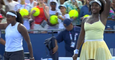 Venus Williams returned to court after 16 months, made a comeback with a victory in doubles