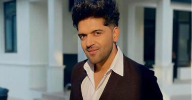 Guru Randhawa surrounded by controversies: Case filed for objectionable scene in 'Azul' video