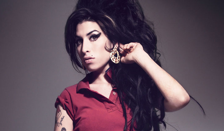 Amy Winehouse's father denies allegations of a lawsuit against friends
