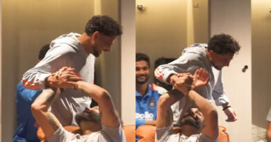 Kohli said, "ro de ro de" when Kuldeep Yadav was awarded the 'Impact Player of the Series'.