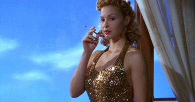 Ashley Judd raised questions about the portrayal of women in 'Heat'.