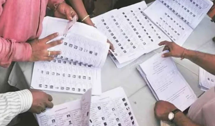 Voter list revision in Uttar Pradesh: 2.89 crore names removed.