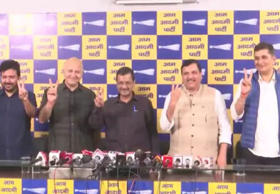 दिल्ली में चुनाव कराएं, अगर बीजेपी 10 से ज़्यादा सीटें जीतती है तो राजनीति छोड़ दूंगा: अरविंद केजरीवाल Hold elections in Delhi, if BJP wins more than 10 seats, I will quit politics: Arvind Kejriwal