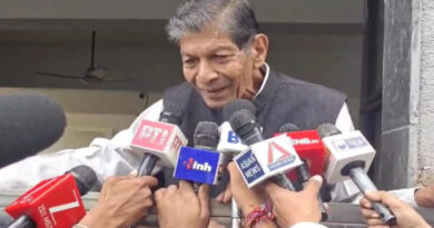 Nanki Ram Kanwar made a written complaint to the Prime Minister against the engineer of the Public Works Department.