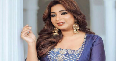 अरिजीत सिंह के प्लेबैक सिंगिंग छोड़ने के बाद, श्रेया घोषाल ने कहा, “मेरा भी ब्रेक लेने का मन कर रहा है” After Arijit Singh quit playback singing, Shreya Ghoshal said, "I feel like taking a break too."