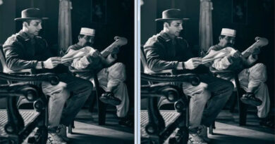 Akshay Kumar Shares Emotional Tribute To Asrani While Promoting Bhooth Bangla