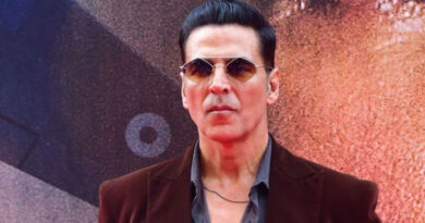 Man arrested for allegedly asking for 'nude photos' from Akshay Kumar's minor daughter.
