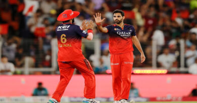 Bhuvneshwar Kumar Creates History: Becomes the First Fast Bowler to Take 200 Wickets in the IPL