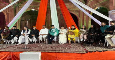 'Rang-e-Sufiana' and the 15-day Urs of Hazrat Sheikh Salim Chishti Conclude