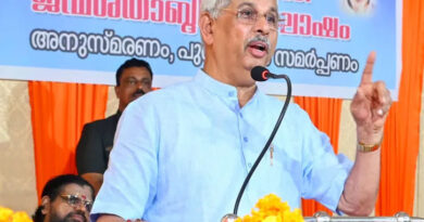 Kerala: Governor Arlekar Favors New 'Vande Mataram' Arrangement; Leftists Support the Old Tradition