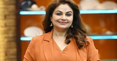 Ayesha Jhulka shares beautiful moments of her life: "moments like postcards from an ordinary day."