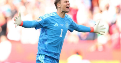 Manuel Neuer makes history, becomes the goalkeeper with the most appearances in the FIFA World Cup.