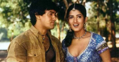 When Twinkle Khanna was lost in thoughts of Akshay Kumar, Aamir Khan said, "Focus on work!"
