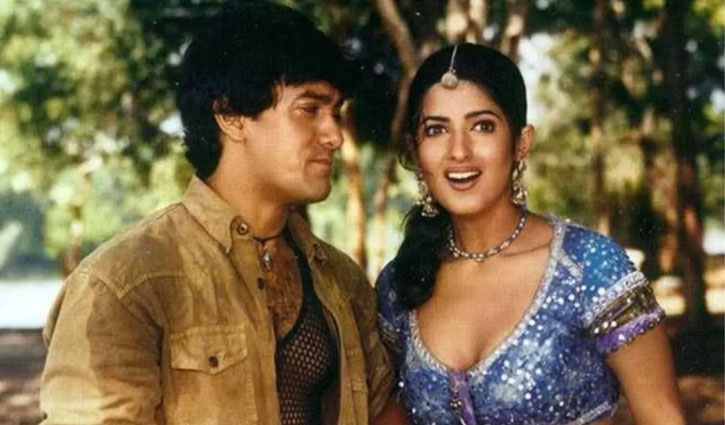 When Twinkle Khanna was lost in thoughts of Akshay Kumar, Aamir Khan said, "Focus on work!"