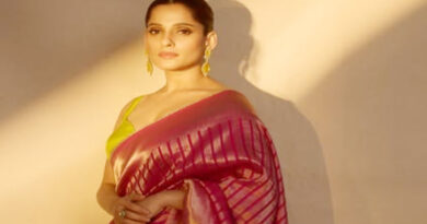 Priya Bapat said her co-star kept kissing her during the shoot.