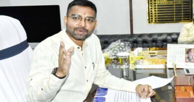 Supreme Court takes a tough stance on Panchayati Raj Minister Deepak Prakash; asks a stern question of the Bihar government.