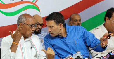 Uproar within the Congress over the Ujjain land allotment dispute; conflicting statements by Digvijaya Singh and Jitu Patwari spark a row in the party.
